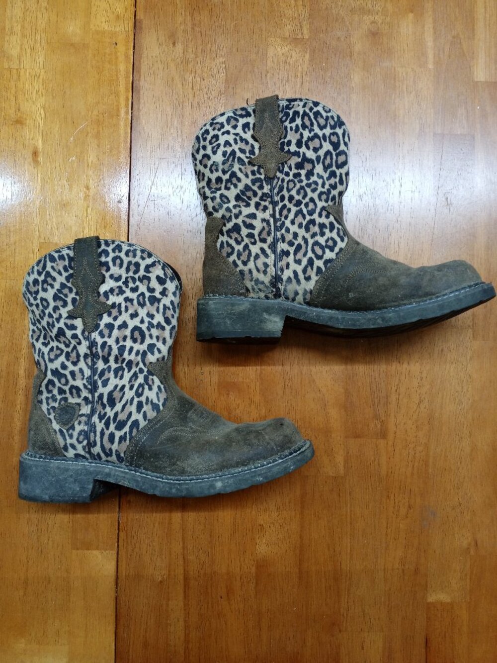 Ariat Fat Baby Original Cheetah Boots Women's 9B